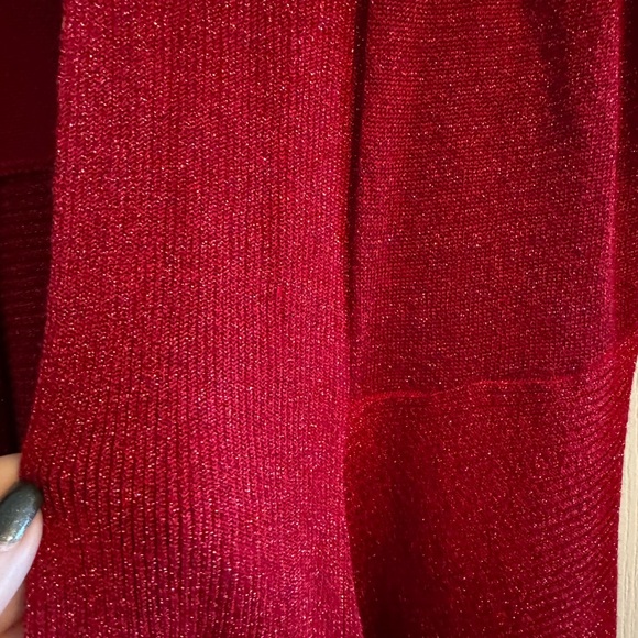 Beautiful red shimmery cardigan - Picture 3 of 3